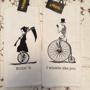 Spirit Halloween White Tea Towels